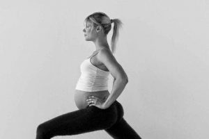 Yoga, tratamiento para reducir la depresión en mujeres embarazadas e impulsar la vinculación materna